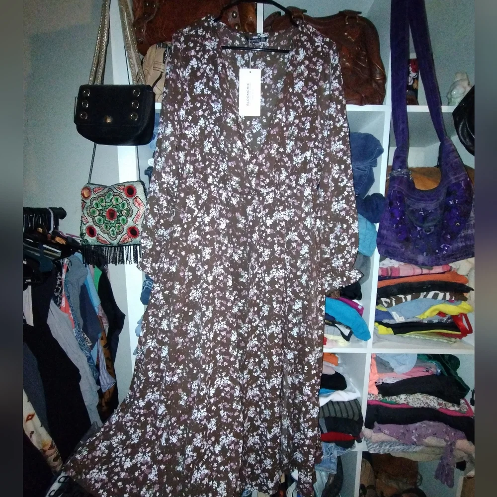 Bloomchic 14-16 NWT Dress long sleeves - Picture 2 of 6